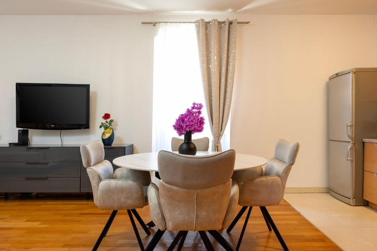 Apartman Klara Bacvice สปลิท ภายนอก รูปภาพ