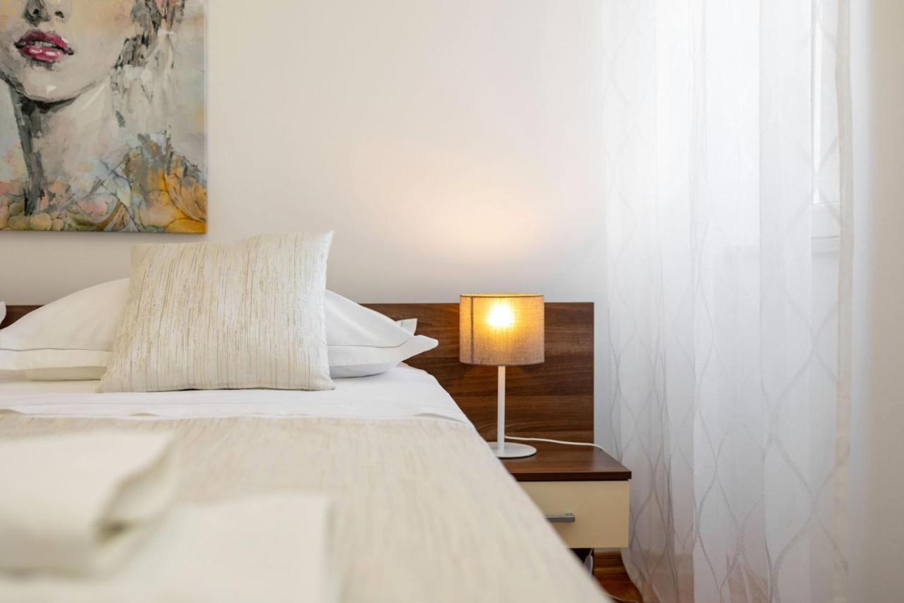 Apartman Klara Bacvice สปลิท ภายนอก รูปภาพ